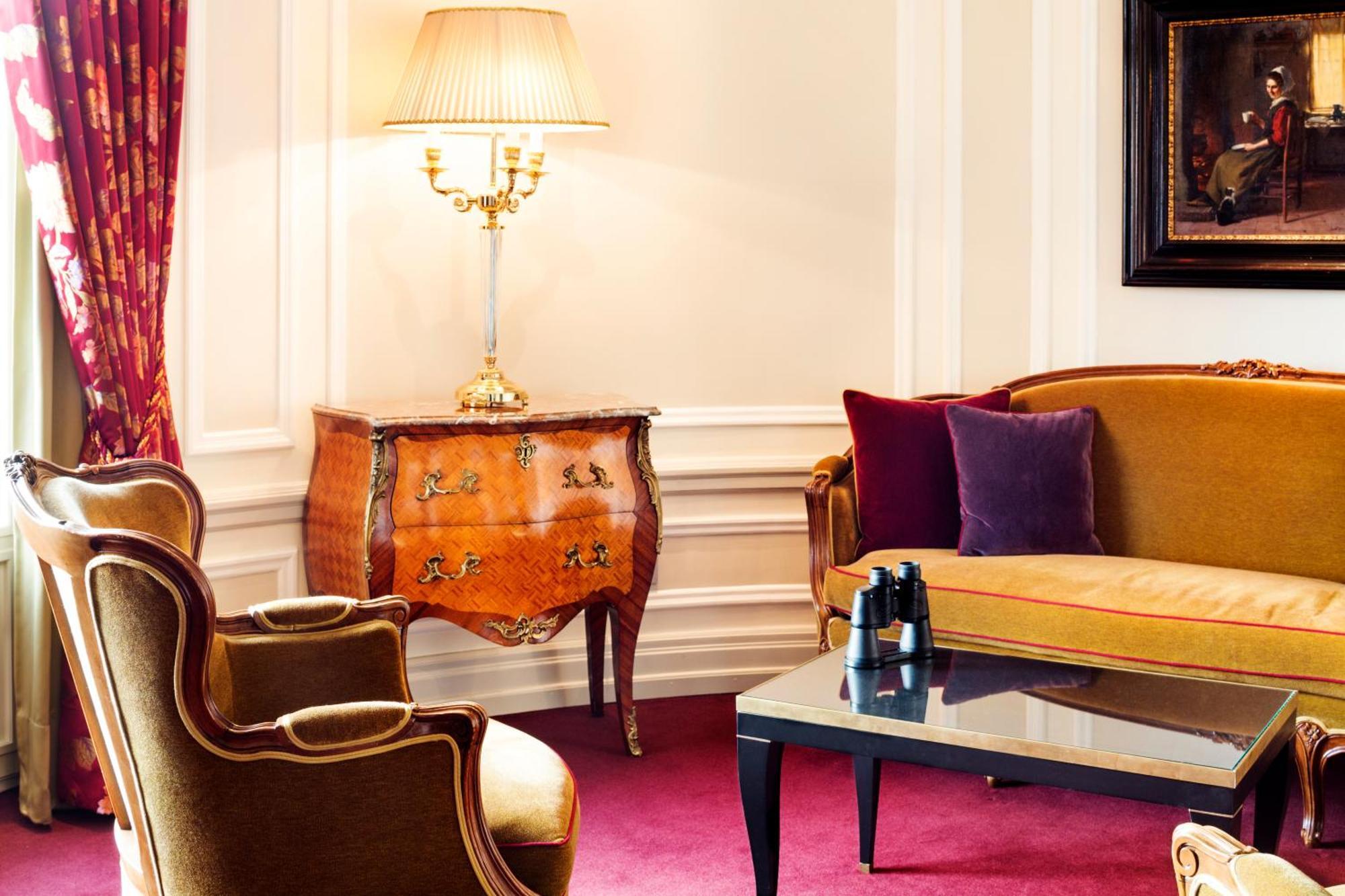 Suite Tour